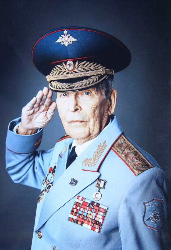 25 мая 2023 года исполнилось 95 лет со дня рождения генерал-полковника Хюпенена Анатолия Ивановича
